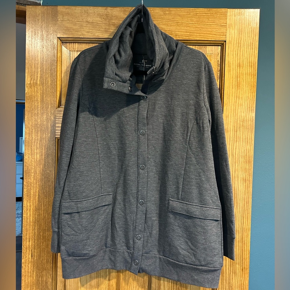 Royal Robbins Women’s Charcoal Button up Jacket